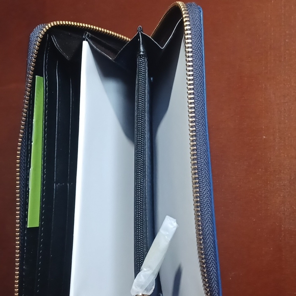 Kate Spade - Picture 4 of 7